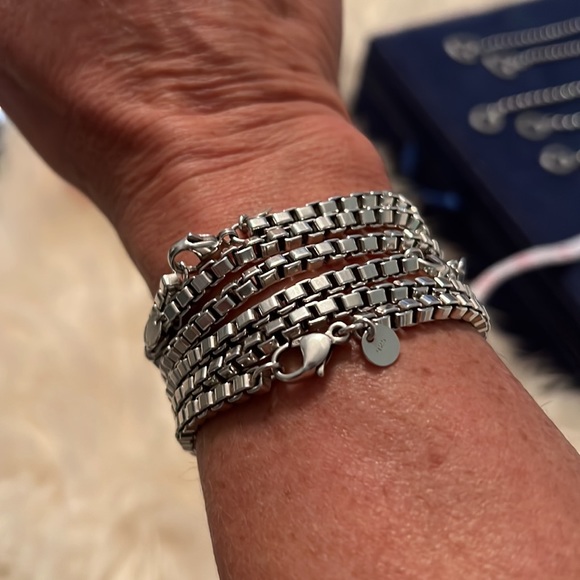 Gucci ball toggle bracelets.. - Picture 5 of 12